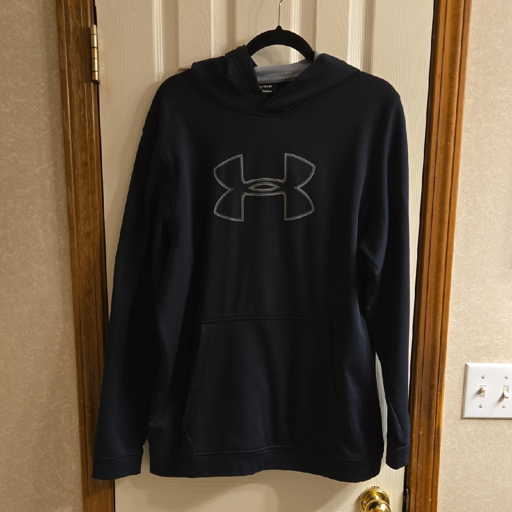 Under Armour Dark Hoodie with Logo Worn 1x